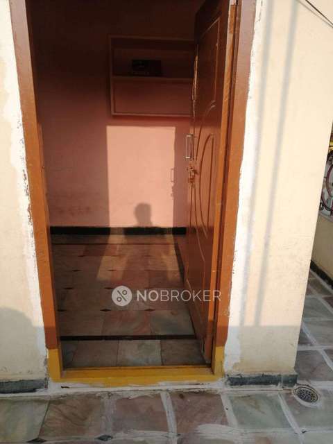 4+ BHK Flat For Sale  In Warasiguda