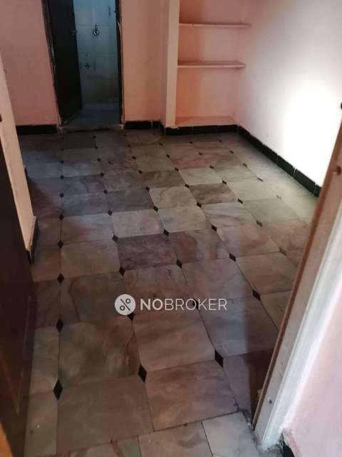 4+ BHK Flat For Sale  In Warasiguda