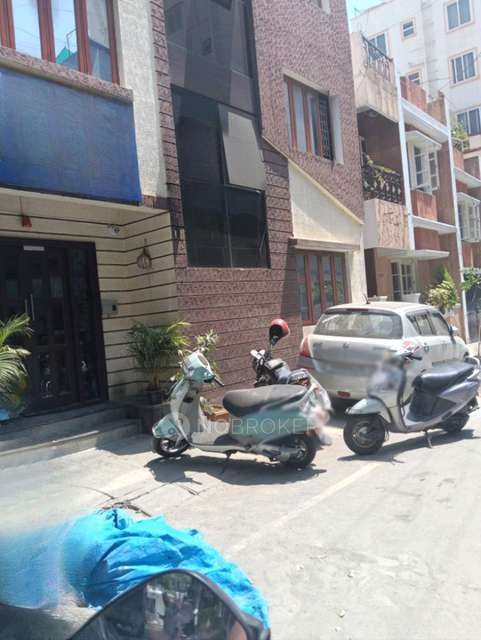 PG for Girls in Btm Layout