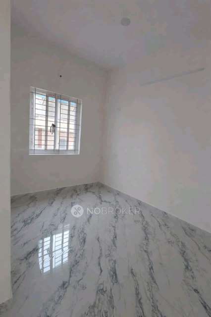 Single Room for Male In 1 BHK  In Sheshadripuram