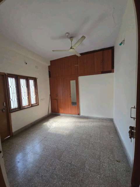 2 BHK Flat In Ravichandra Apartments for Rent  In Secunderabad