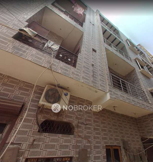 3 BHK Flat In Nangloi for Rent  In Arya Mohalla Gali