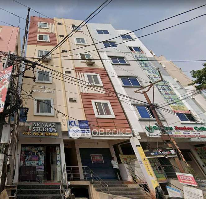 3 BHK Flat In Iqbal Enclave For Sale  In Tolichowki