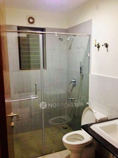 3 BHK Flat In Chitrakut Shelters, Hebbal For Sale  In Hebbal