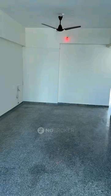 2 BHK Flat In Horizon Blue Horizon for Rent  In Malad West