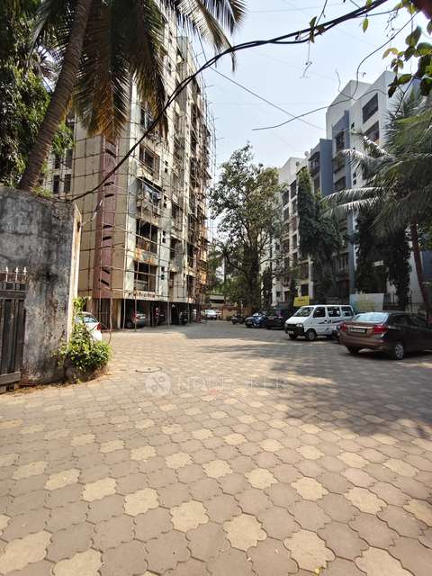 2 BHK Flat In Horizon Blue Horizon for Rent  In Malad West