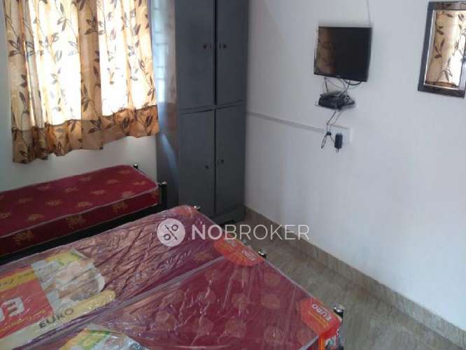 PG for Girls in Tharamani