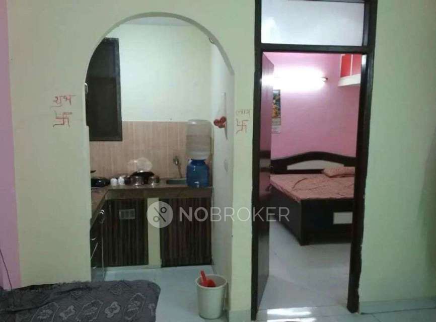 1 BHK Flat In Om Apartment For Sale  In Mehrauli