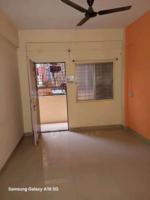 1 RK Flat In Mohite Building for Rent  In Hadapsar