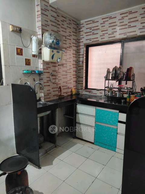 Single Room for Female In 2 BHK  In Sukhwani Complex In Pimpri, Pune