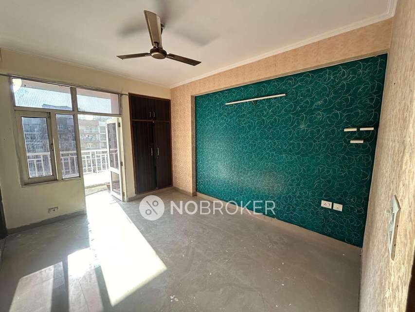 2 BHK Flat In Royal Nest  For Sale  In Amrapali Dream Valley