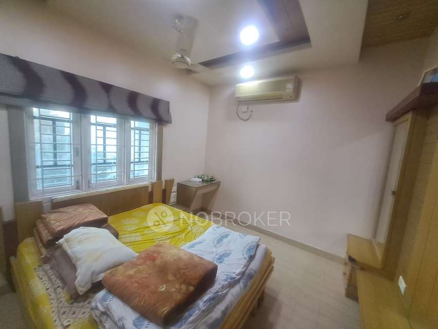 3 BHK Flat In Sri Nilayam, for Rent  In Karkhana
