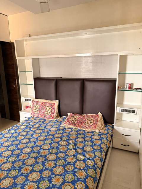 2 BHK Flat In Bhoomi Park for Rent  In Malad West