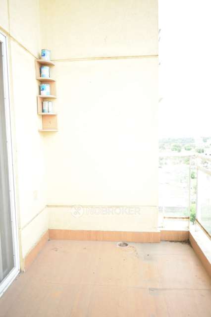 Shared Room for Female In 2 BHK  In Konark Oasis In Wagholi