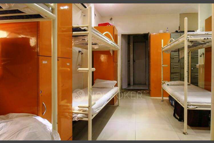PG for Boys in Fort
