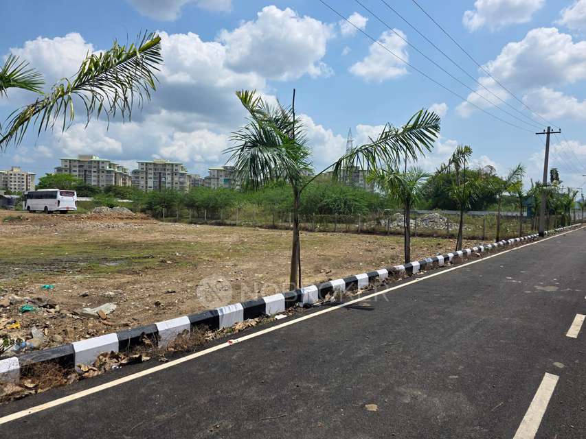 Commercial Property in Mahindra World City, Chennai for Rent 