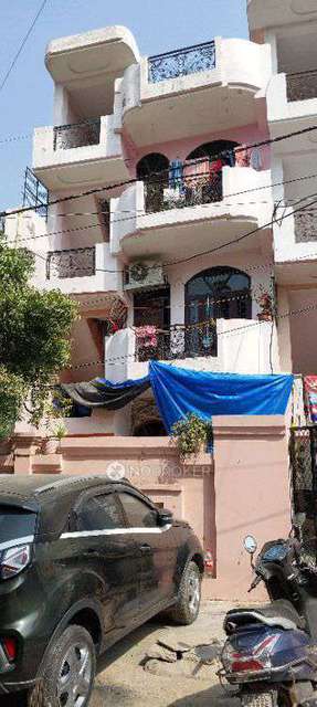 2 BHK Flat In Builder Floors for Rent  In Jindal Market-sahibabad