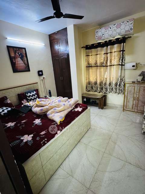 3 BHK Flat In Ekta Apartment For Sale  In Mayur Vihar Phase Iii