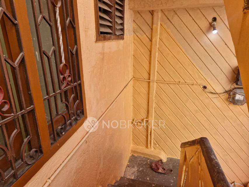 PG for Boys in Seven Hills Seethaphalmandi