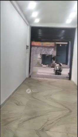 Shop in Pandav Nagar, Delhi for Rent
