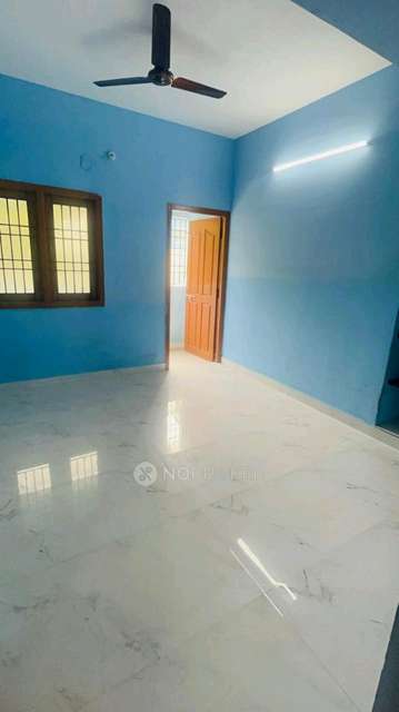 2 BHK House for Rent  In W45v+376, Balaji Nagar, Selaiyur, Chennai, Tamil Nadu 600126, India