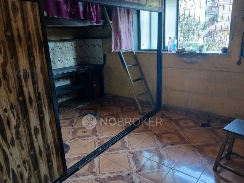 1 RK Flat In Bhandarwada for Rent  In Namdev Koli Marg, Sion