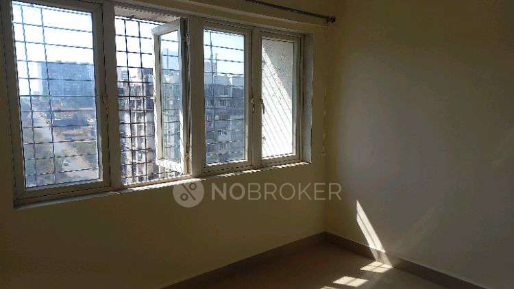 Single Room for Male In 3 BHK  In Royal Palms, Goregaon In Ward-ps