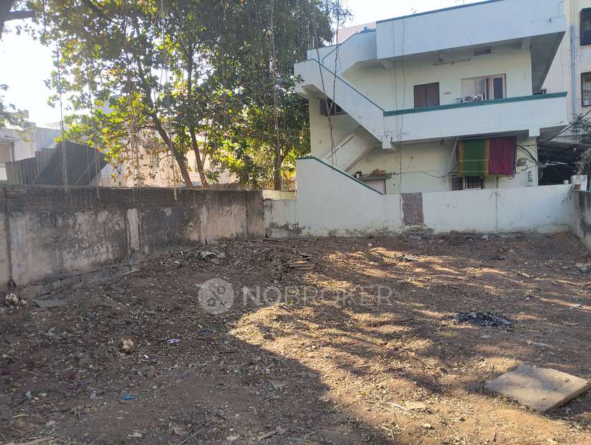 Plot For Sale  In Lothukunta Road