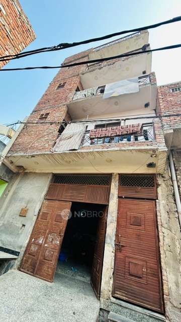 4+ BHK Flat For Sale  In Ashok Vihar