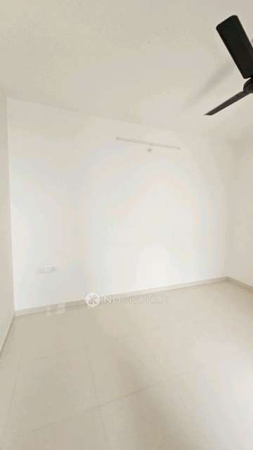 Single Room for Male In 2 BHK  In Vascon Citron In Wagholi