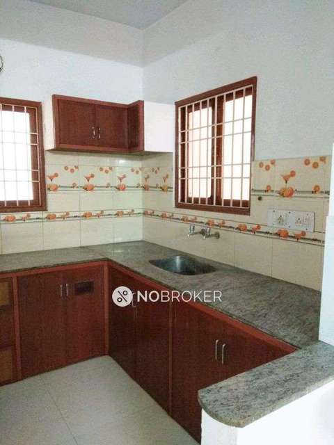 2 BHK Flat In Chakra Flats For Sale  In Choolaimedu