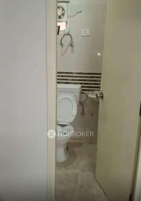 2 BHK Flat In Greencourt For Sale  In Sector 92