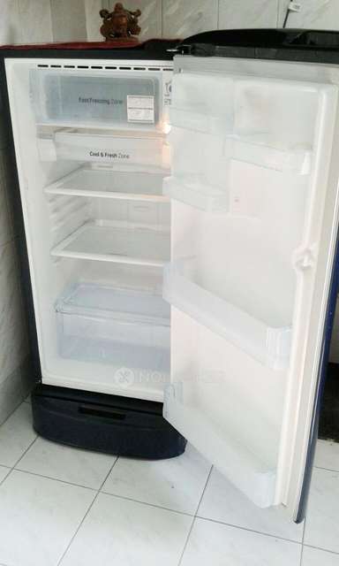 1 BHK Flat In Divine Society For Sale  In Andheri West