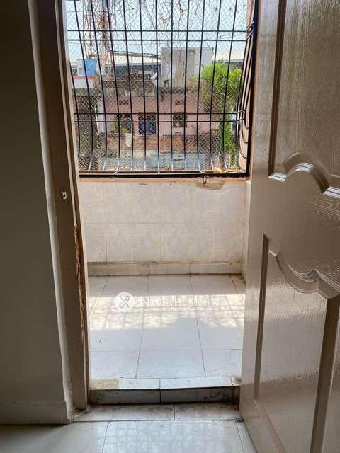 3 BHK Flat In Jeevan Mansion, Musheerabad For Sale  In Musheerabad Metro Station