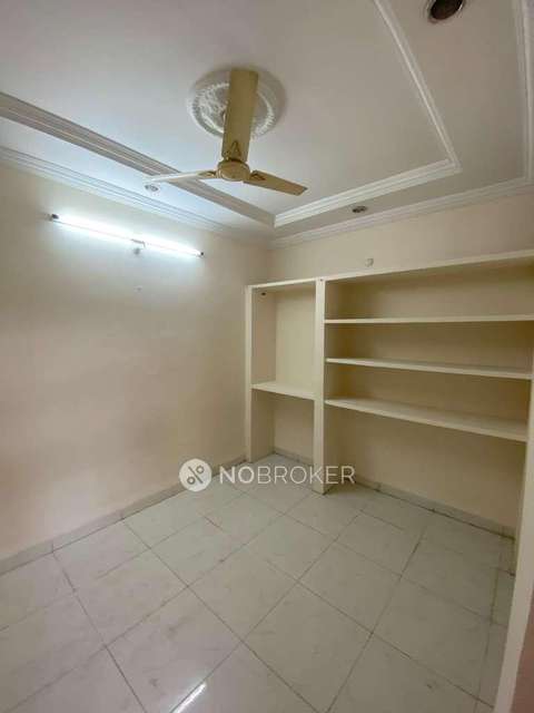 3 BHK Flat In Jeevan Mansion, Musheerabad For Sale  In Musheerabad Metro Station