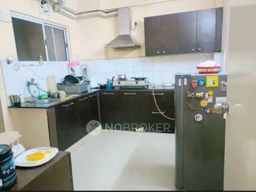 Single Room for Female In 3 BHK  In Smr Vinay Galaxy In Hoodi