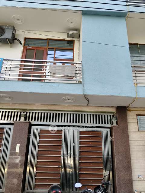 1 RK Flat In  Avenue 69 for Rent  In Sector 69