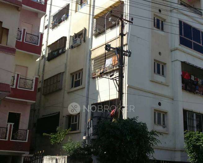 2 BHK Flat In Sri Mahalakshmi House for Rent  In Aradhana 70mm Theater