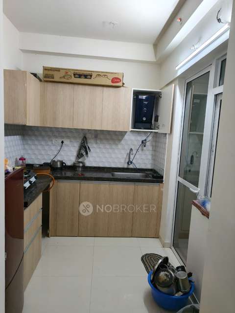 Single Room for Female In 2 BHK  In Godrej Green Cove In Mahalunge