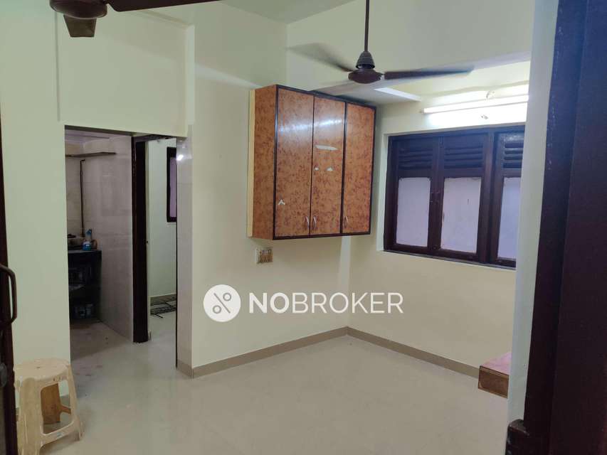1 BHK Flat In Panchavati Cooperative Housing Society For Sale  In Andheri East
