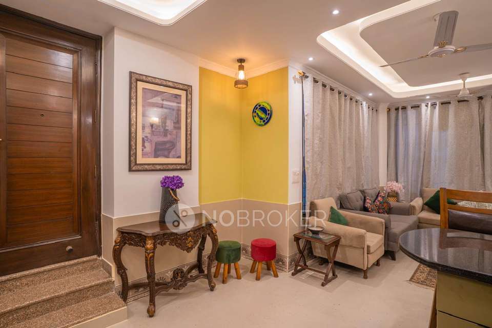 2 BHK Flat In Saket E Block For Sale  In E Block Rwa