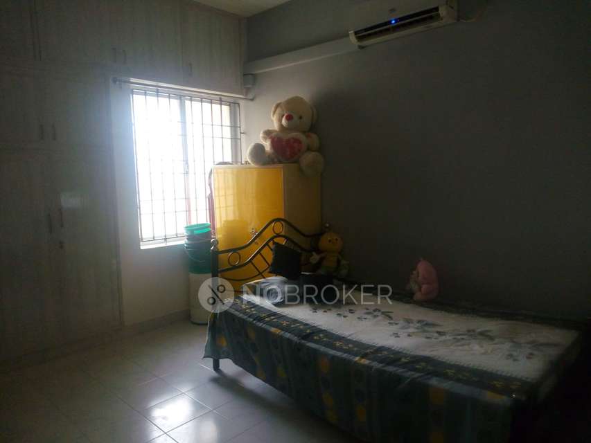 2 BHK Flat In Lakshmi Griha  For Sale  In Valasaravakkam