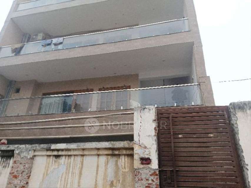 1 BHK House for Rent  In Sector 116