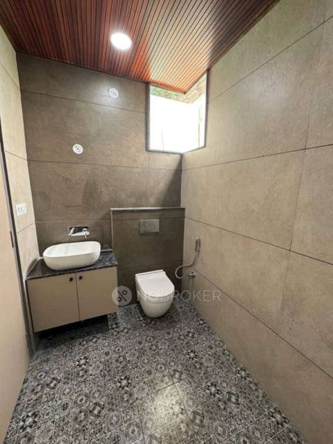 1 BHK Flat In Karishma Society for Rent  In Karve Road Bank Of Maharashtra Samor (down)