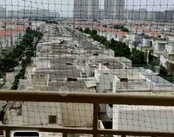 3 BHK Flat In Paramount Golf Foreste for Rent  In Surajpur