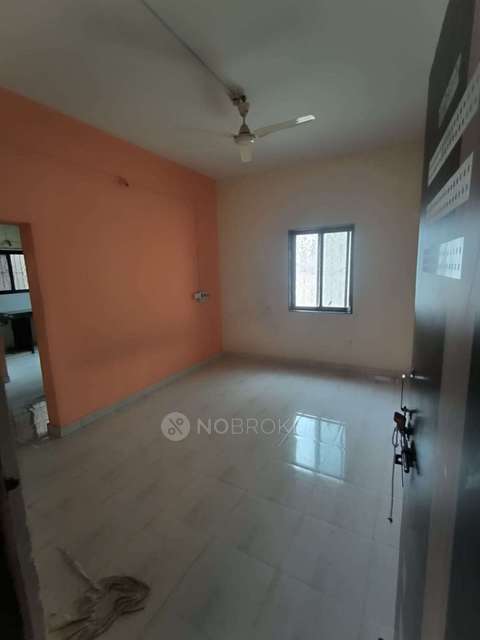 1 BHK House for Rent  In 42, Near Tuscan Estate