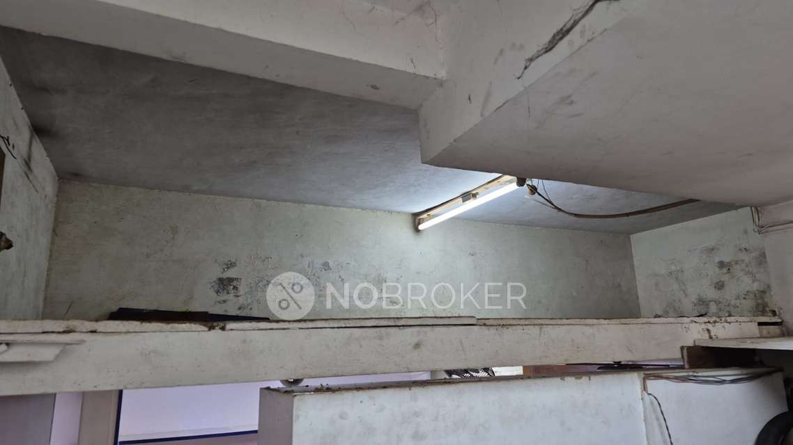 Shop in Crazy Cheesy Sadashiv Peth, Pune for Rent 