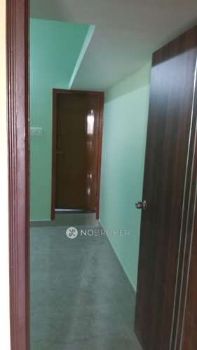 1 BHK Flat In Standalone Building  for Lease  In Kadugondanahalli
