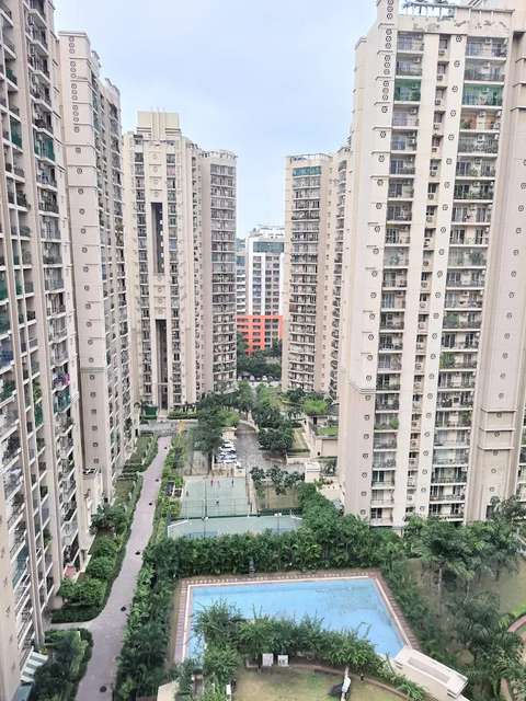 3 BHK Flat In Ats Advantage Phase 2 For Sale  In Indirapuram