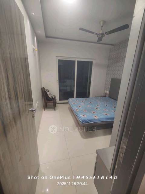 2 BHK Flat In Rustomjee Azziano For Sale  In Thane West